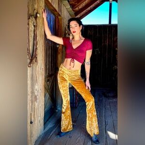 Warrior Within Designs gold crushed velvet bell bottom legging pants size Medium